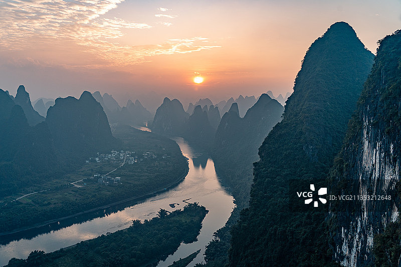 桂林相公山日出图片素材