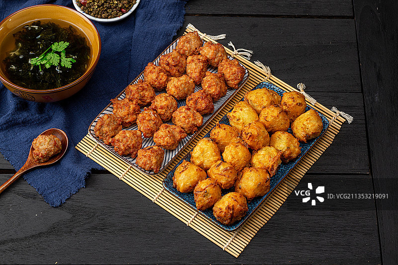 素丸子和肉丸子图片素材