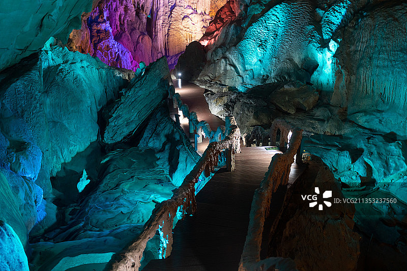 广西乐业罗妹莲花洞图片素材