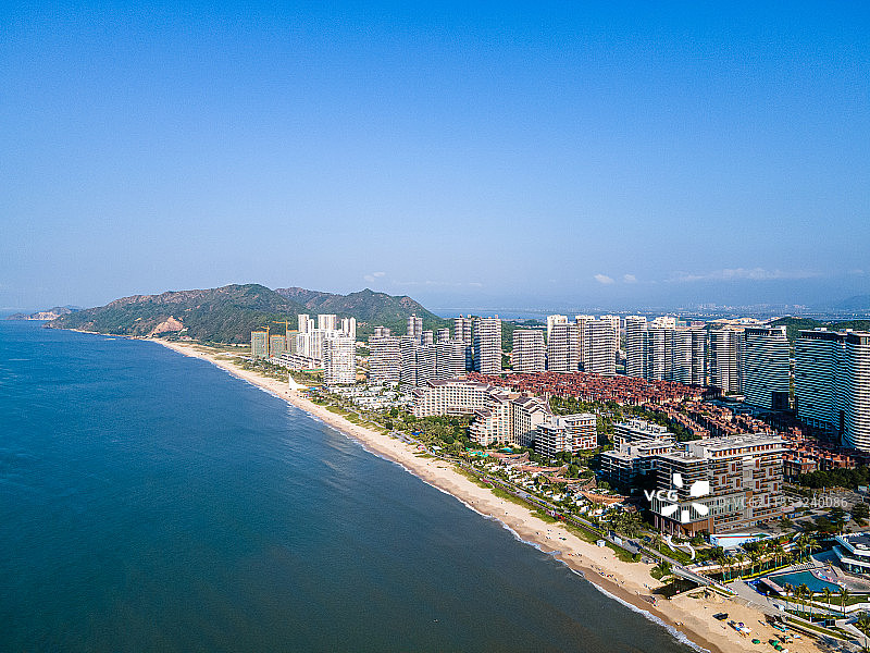 广东省汕尾市保利金町湾海岸线建筑风光图片素材