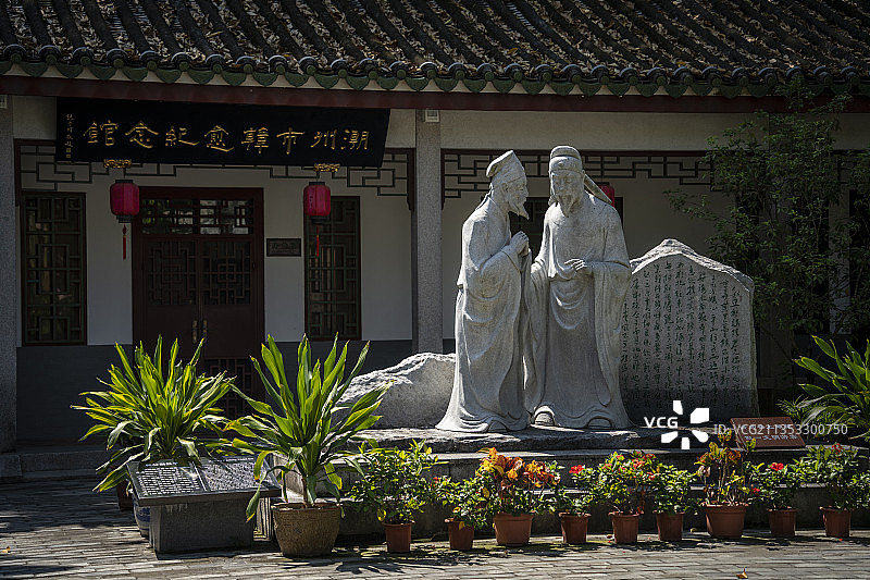 中国广东潮州韩文公祠韩愈雕像图片素材