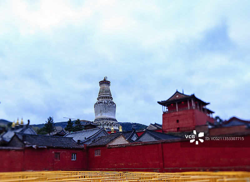 五台山，塔院寺，大白塔。图片素材