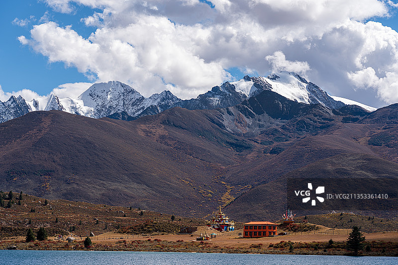 四川省甘孜州巴塘县措普沟景区图片素材