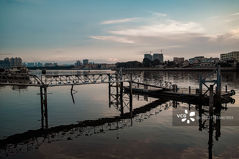 宁静的如意坊水道码头图片素材