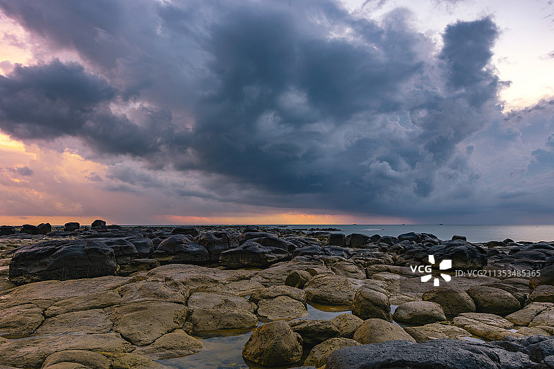 硇洲岛海石滩图片素材