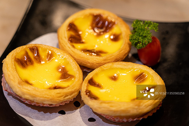 澳门特色美食葡式焗蛋挞图片素材