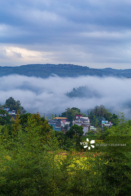 云雾山居图-宁波市宁海桑洲图片素材