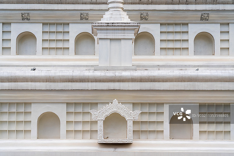 云南省德宏州芒市大银塔景观图片素材