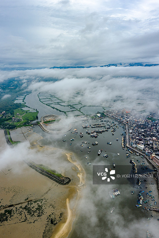 中国广东省阳江市阳西县溪头港图片素材