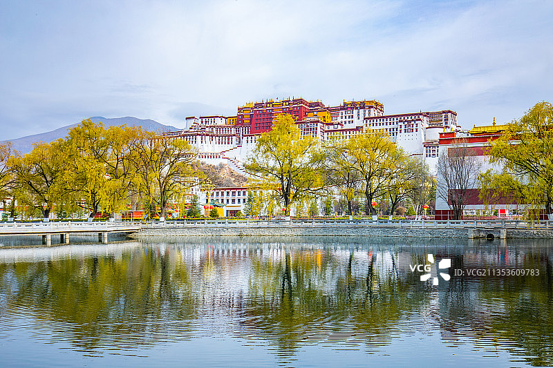 西藏拉萨布达拉宫美景风光图片素材