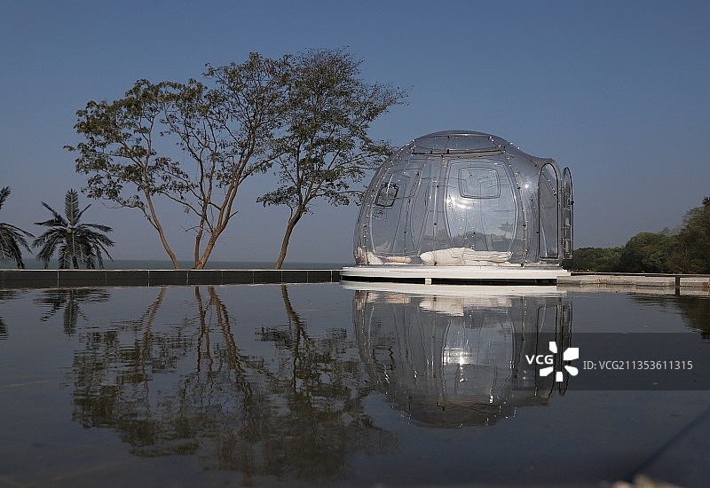 湖边幻想图片素材