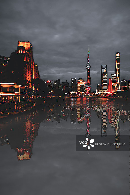 外白渡桥&陆家嘴-乍浦路桥视角图片素材