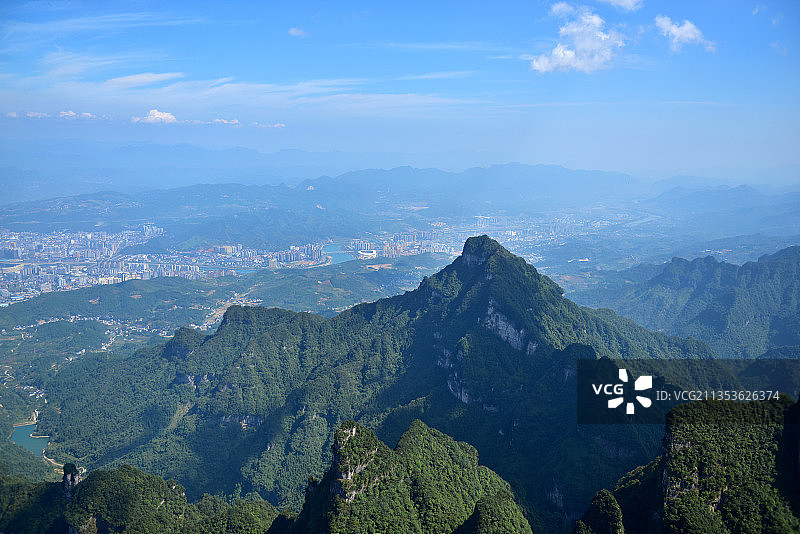 湖南省张家界市天门山国家森林公园风景名胜区图片素材