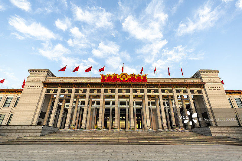 蓝天白云下的中国国家博物馆图片素材