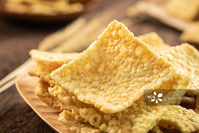 休闲零食苦荞脆片图片素材