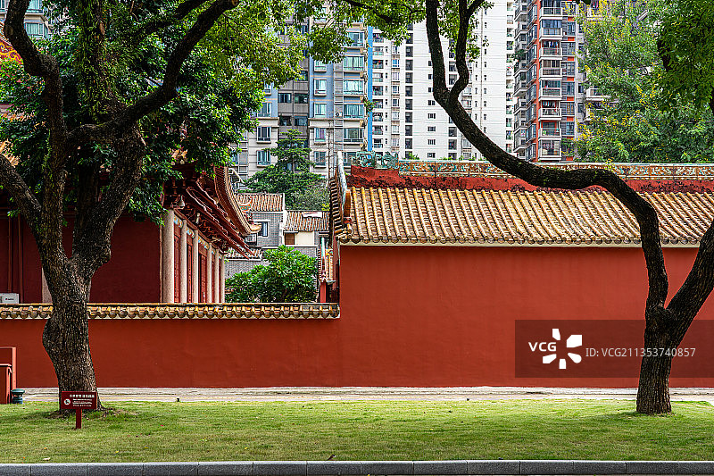 广州农讲所番禺学宫古建筑红墙特写图片素材