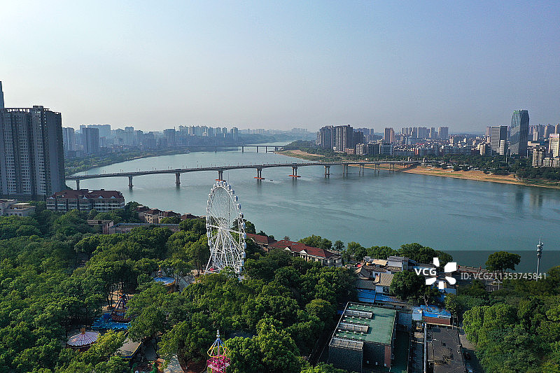 湖南省株洲市芦淞区神农公园神农阁环洲歌剧院航拍图片素材