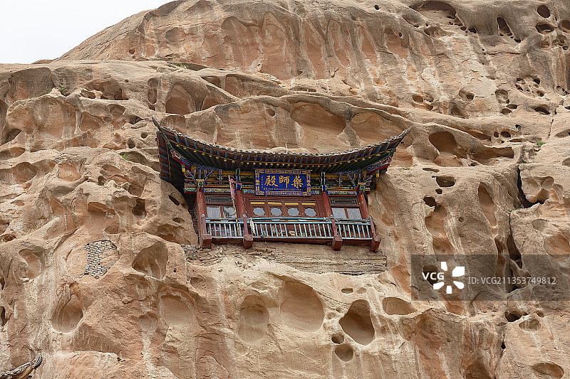 甘肃省张掖市肃南县马蹄寺石窟景区图片素材