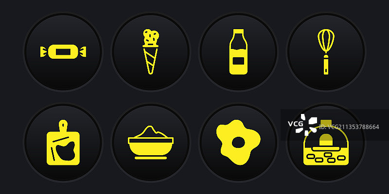 砧板厨房打蛋器面粉碗套装图片素材