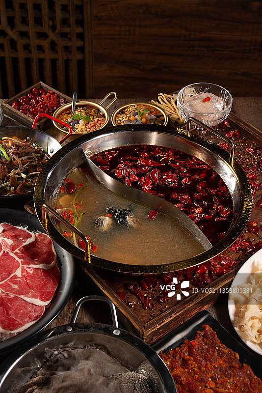 鸳鸯火锅锅底图片素材