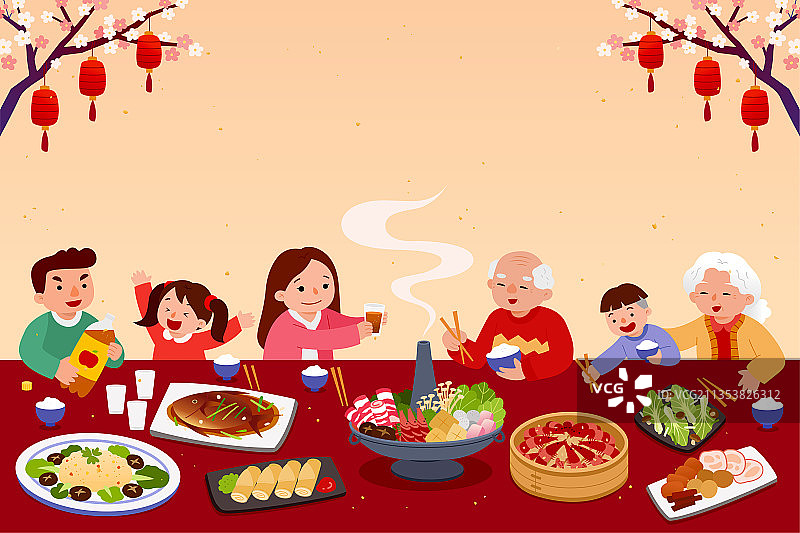 在长桌上吃团圆饭的亚洲家庭图片素材