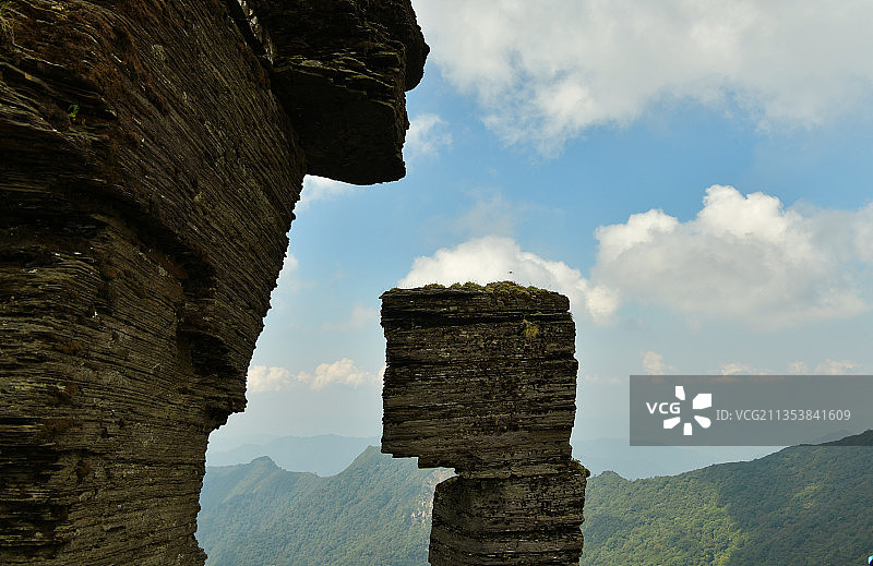 贵州标志性景点：铜仁梵净山蘑菇石图片素材