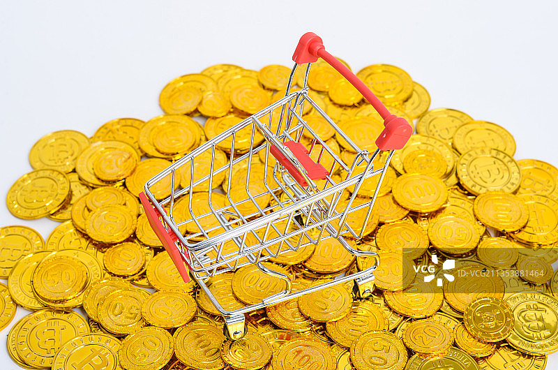 双11购物车 财富金币图片素材