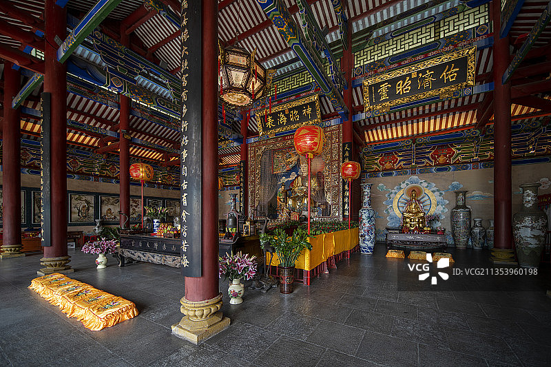 深圳赤湾天后宫正殿内景图片素材