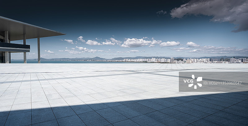 剧院建筑停车场图片素材