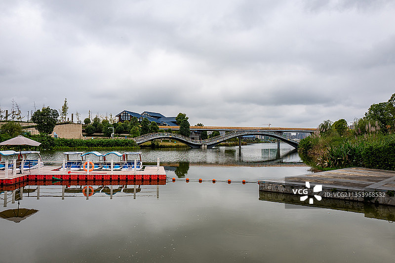 中国四川省绵阳市游仙区小枧镇城市生态湿地公园图片素材