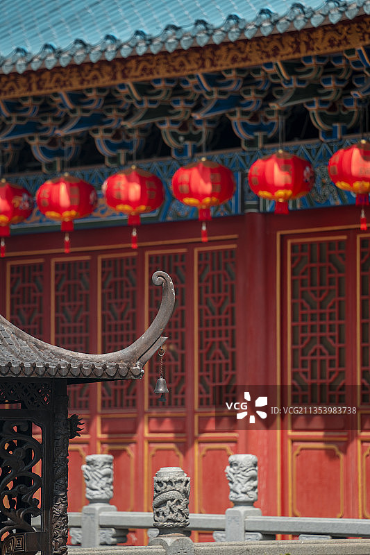 赤湾天后宫香炉铃铛特写图片素材