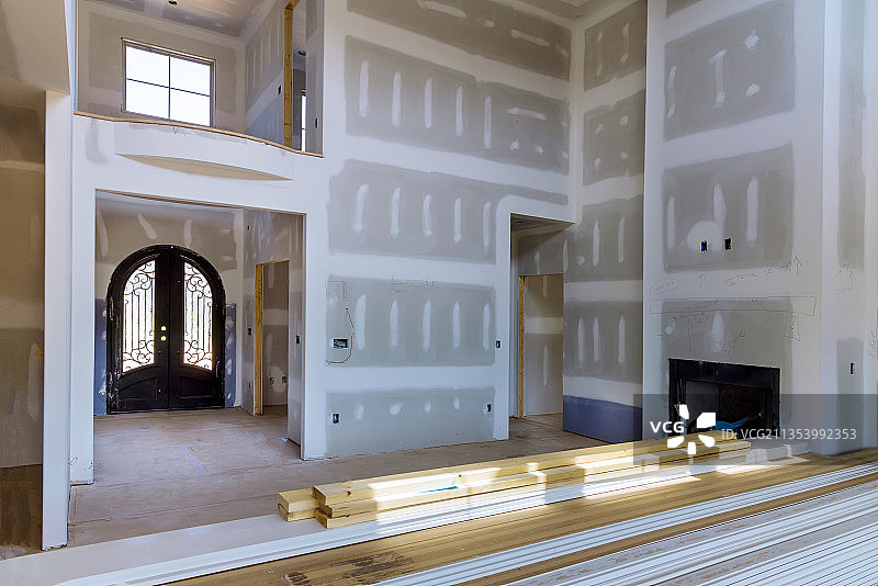 空旷的房屋内部图片素材