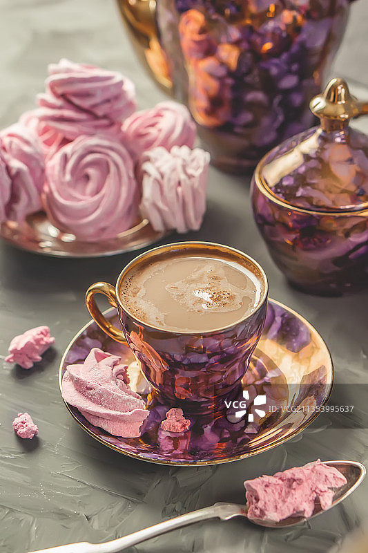 餐桌上的咖啡杯俯视图图片素材