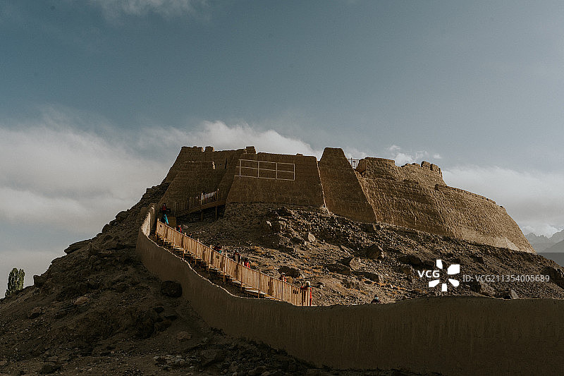 新疆喀什秋天帕米尔景区石头城遗址金草滩图片素材