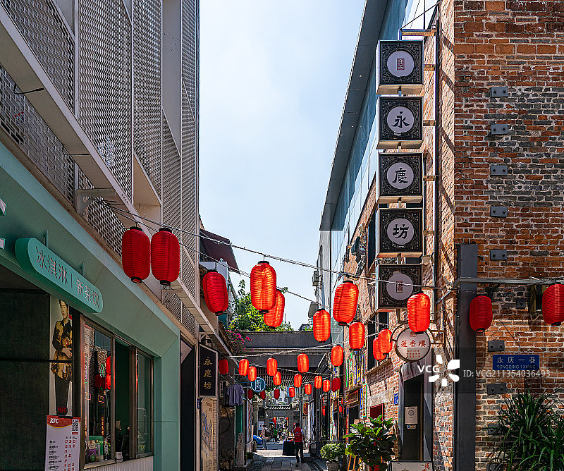 中国广州永庆坊旅游区古建筑街道景观图片素材