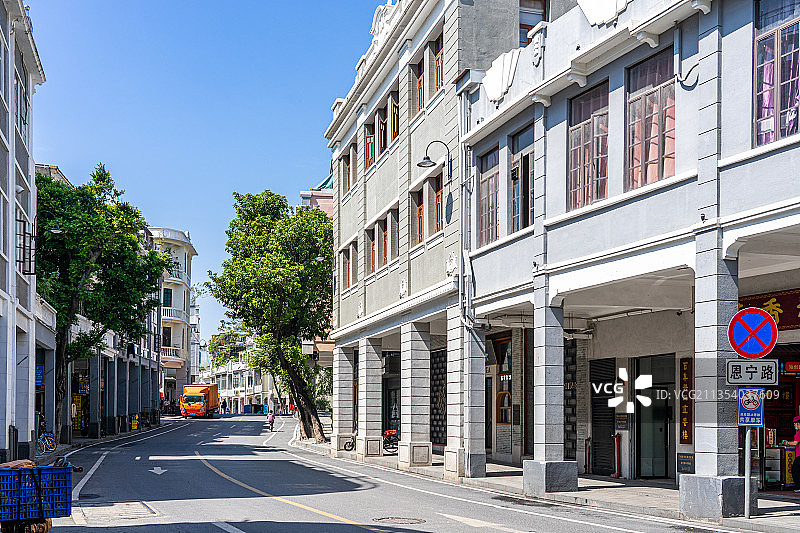 中国广州恩宁路永庆坊骑楼建筑景观图片素材