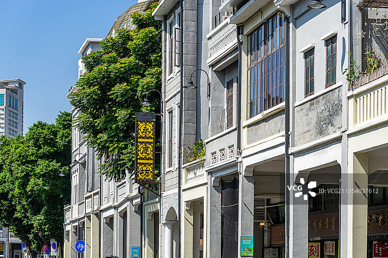 中国广州恩宁路永庆坊骑楼建筑景观图片素材