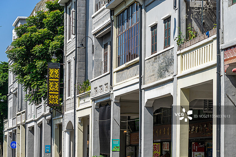中国广州恩宁路永庆坊骑楼建筑景观图片素材
