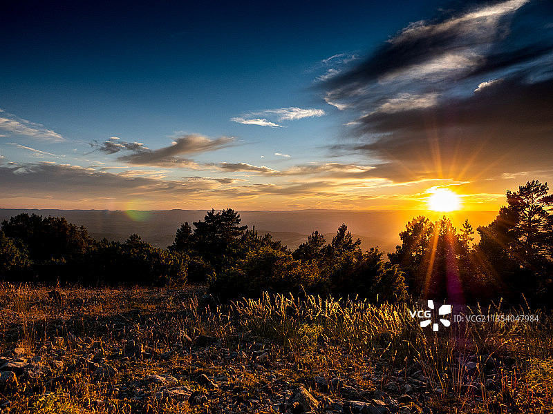 西班牙瓦伦西亚日落田野美景图片素材