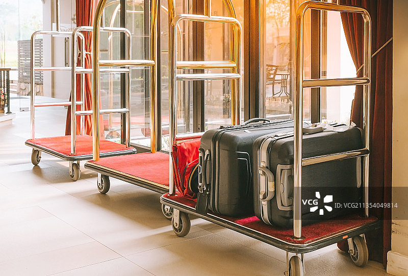 机场的轮式行李特写图片素材