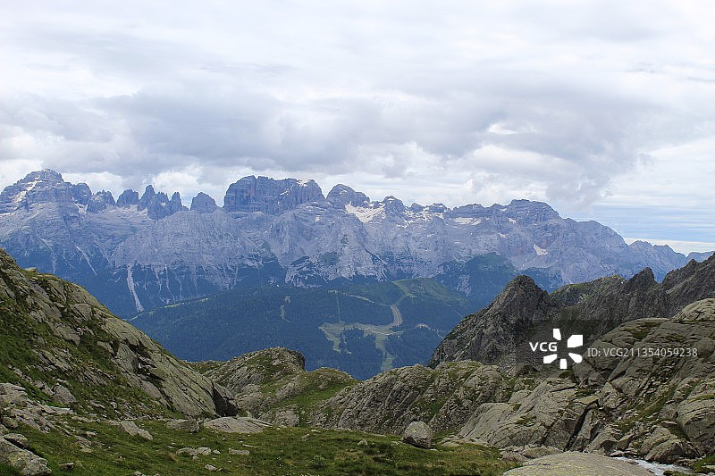 特伦托朱斯蒂诺山景图片素材