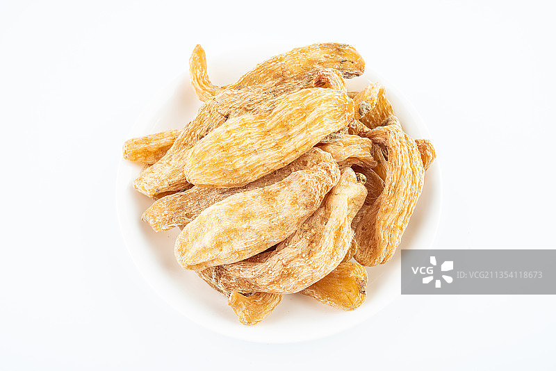 一碟中药材天麻干图片素材