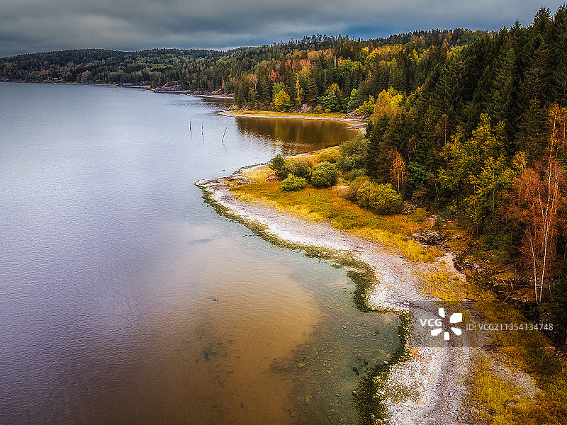挪威萨尔普斯堡的河流风景图片素材