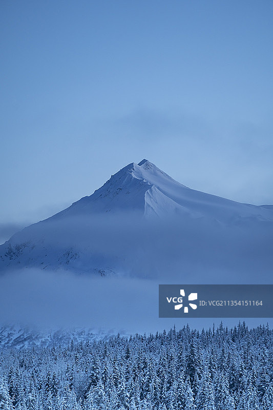阿拉斯加半岛雪山风光，阿拉斯加州，美国图片素材