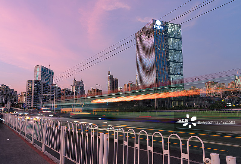 广州，江湾大桥，晚霞，车轨，建筑图片素材