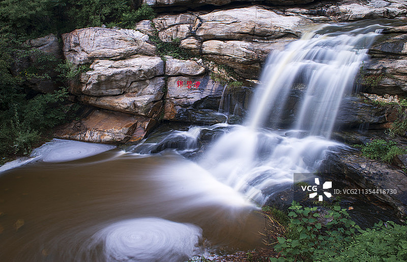 河南嵩山卢崖瀑布图片素材