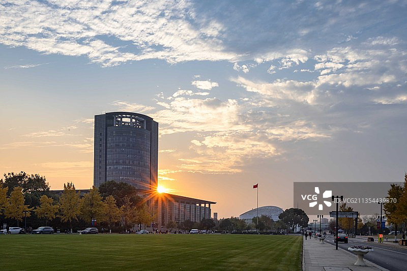 浙江大学紫金港秋景图片素材
