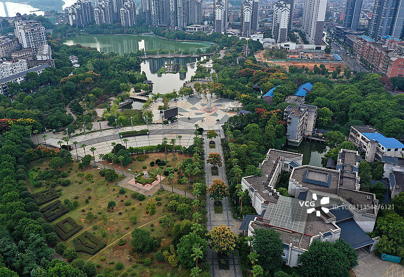 湖南省湘潭市雨湖区白石公园齐白石纪念馆航拍图片素材