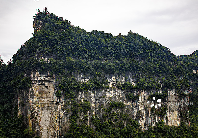 中国贵州毕节市大方油杉河风景名胜区仙宇屯风景区仙宇峰图片素材