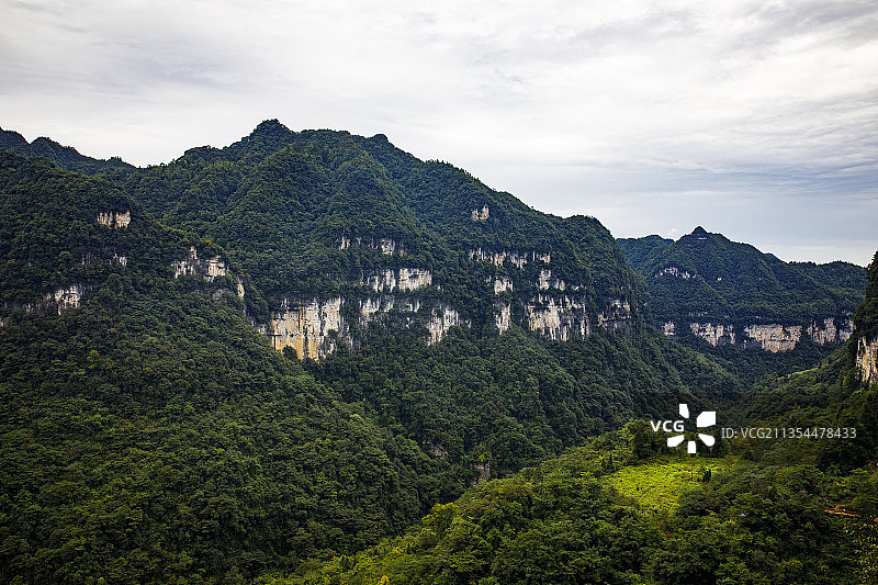 中国贵州毕节市大方油杉河风景名胜区仙宇屯风景区仙宇峰图片素材